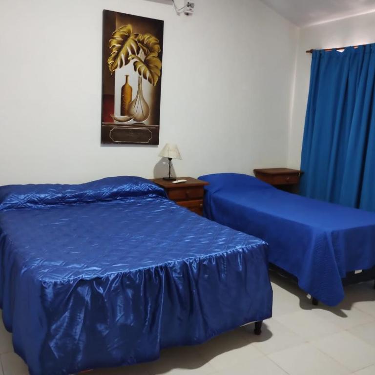 HOTEL y EXCURSIONES TEJADA - Habitación cuádruple - 2