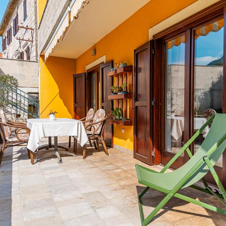 Beachfront Apartment More 2 - Two-Bedroom Apartment - 5