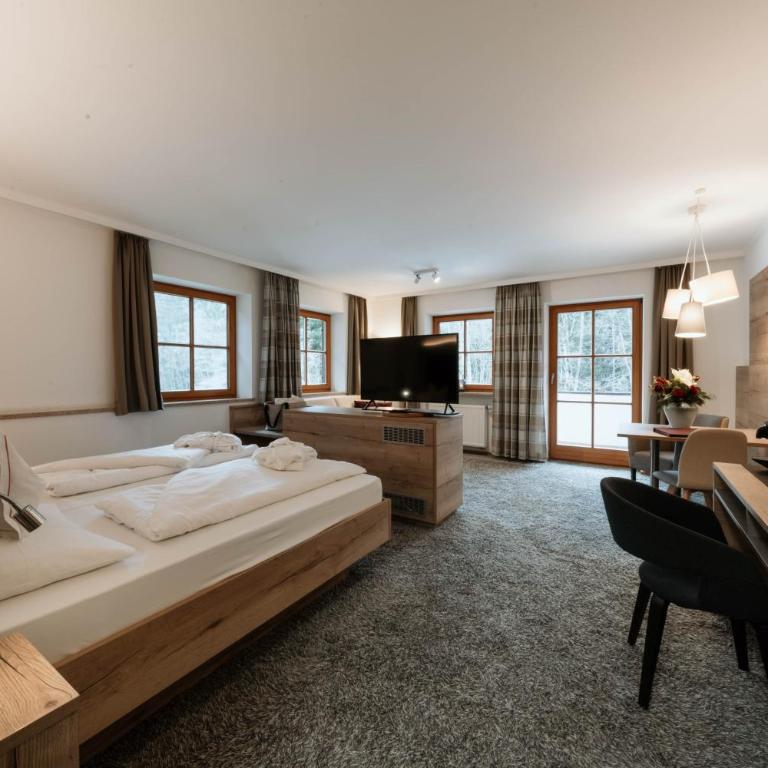 Hotel Neuhäusl - herzlich familiär - Junior Suite - 6