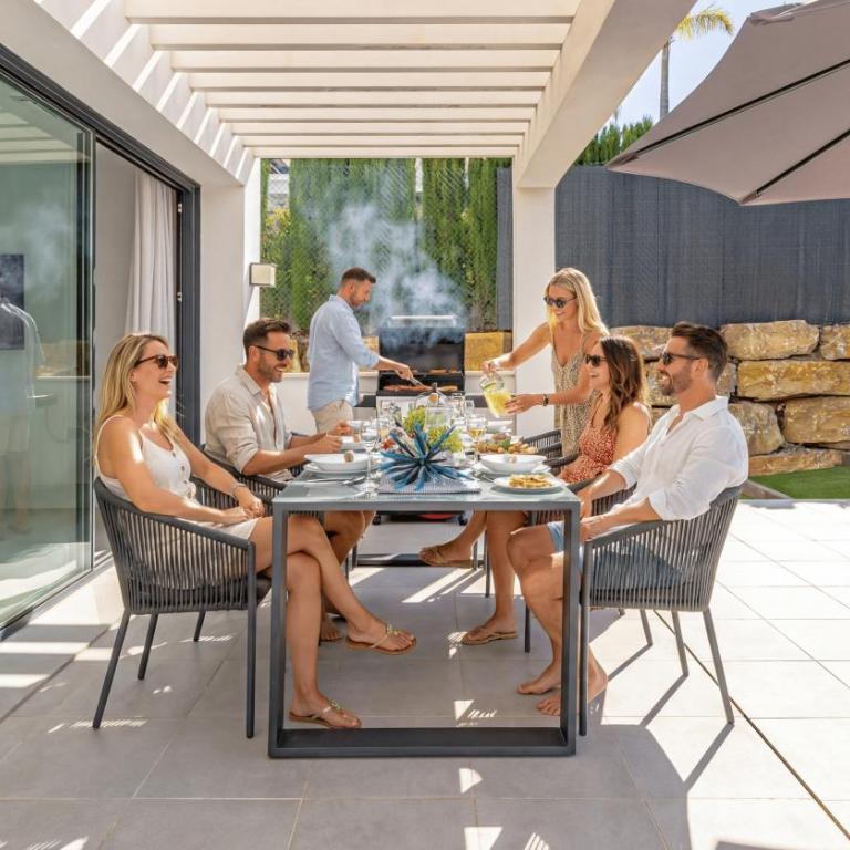 VACATION MARBELLA I Villa De La Resina, Infinity Pool, 24-7 Security, Rooftop Solarium, BBQ, Golf Community, Africa Views - Villa - 7