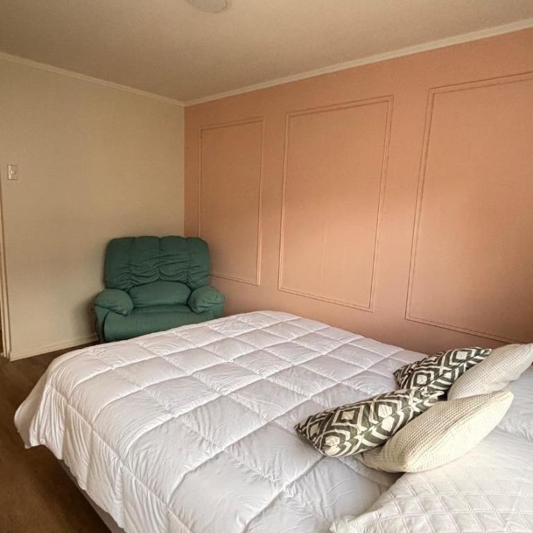 Departamento calle España, Frente a Centro Comercial - Three-Bedroom Apartment - 14