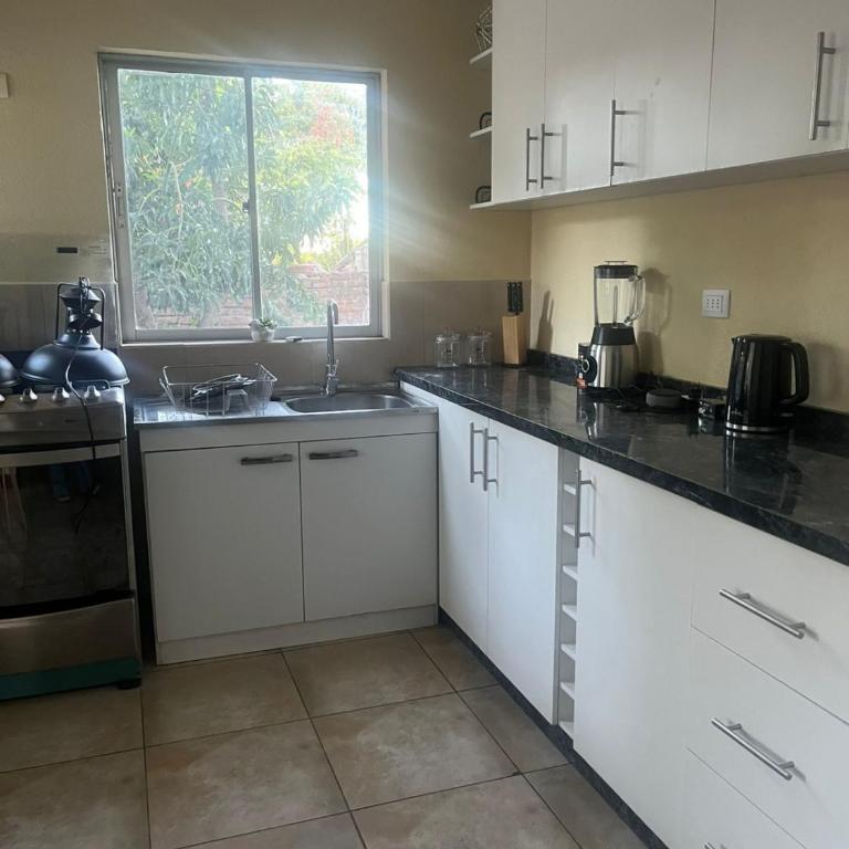 Casa Encino II - Three-Bedroom House - 2