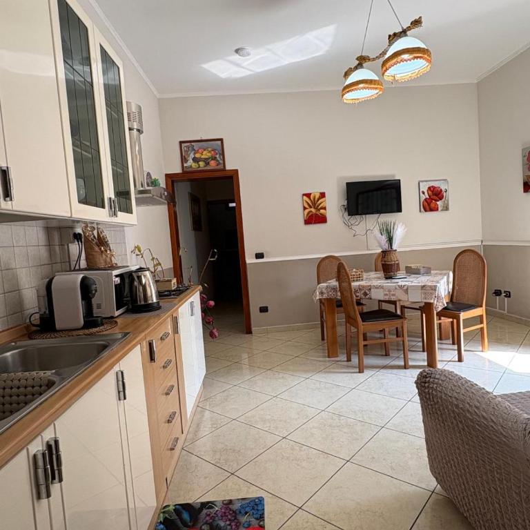 SANTAITUZZA - Appartamento con 2 Camere da Letto e Terrazza - 3