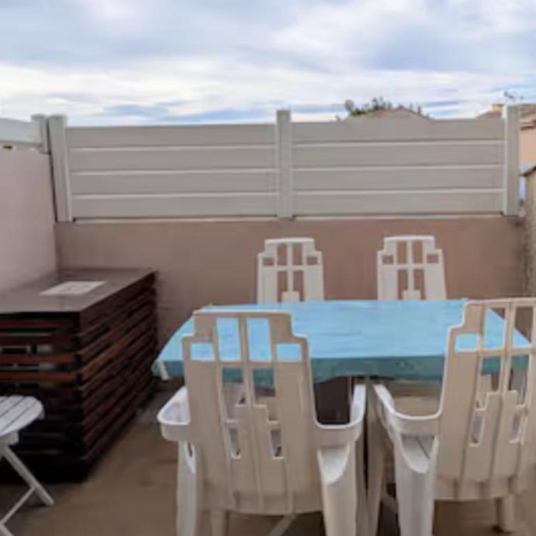 Studio avec coin nuit Terrasse parking - Apartment mit 1 Schlafzimmer - 3