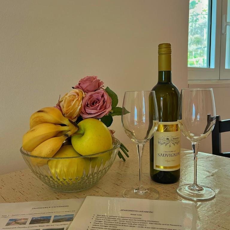 Apartments Lazarević - Comfort One-Bedroom Apartment with Terrace and Sea View - 1