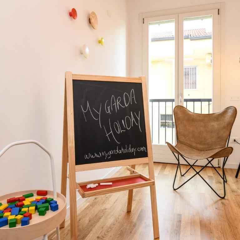 Peschiera Family Homes Fornaci - Two-Bedroom Apartment with Terrace - 11