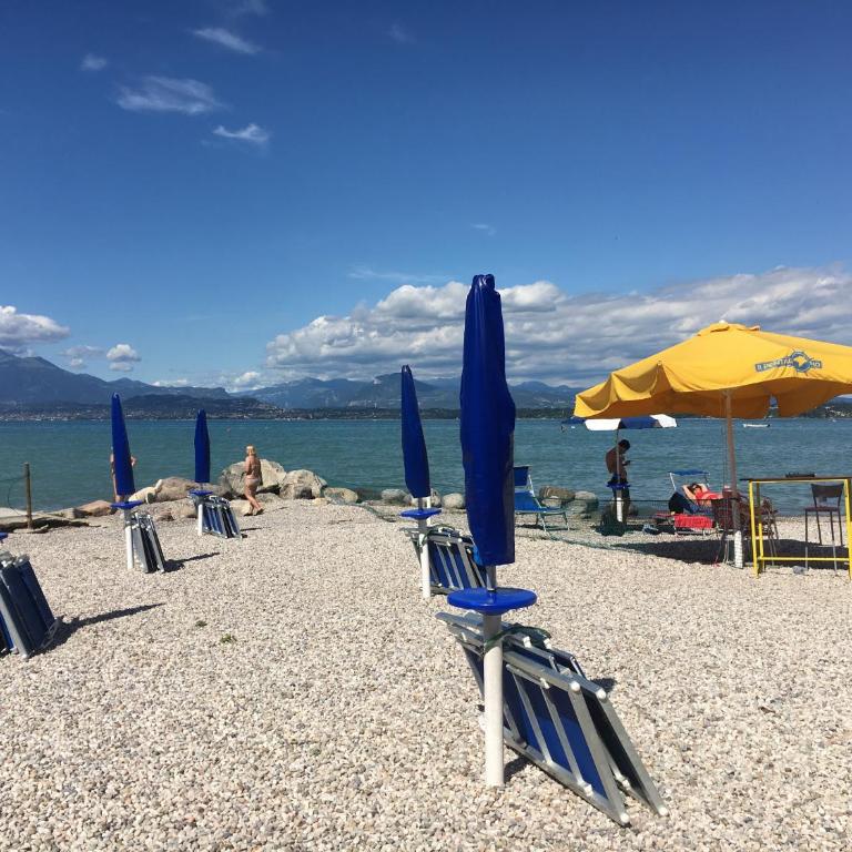 Peschiera Family Homes Fornaci - Two-Bedroom Apartment with Terrace - 28