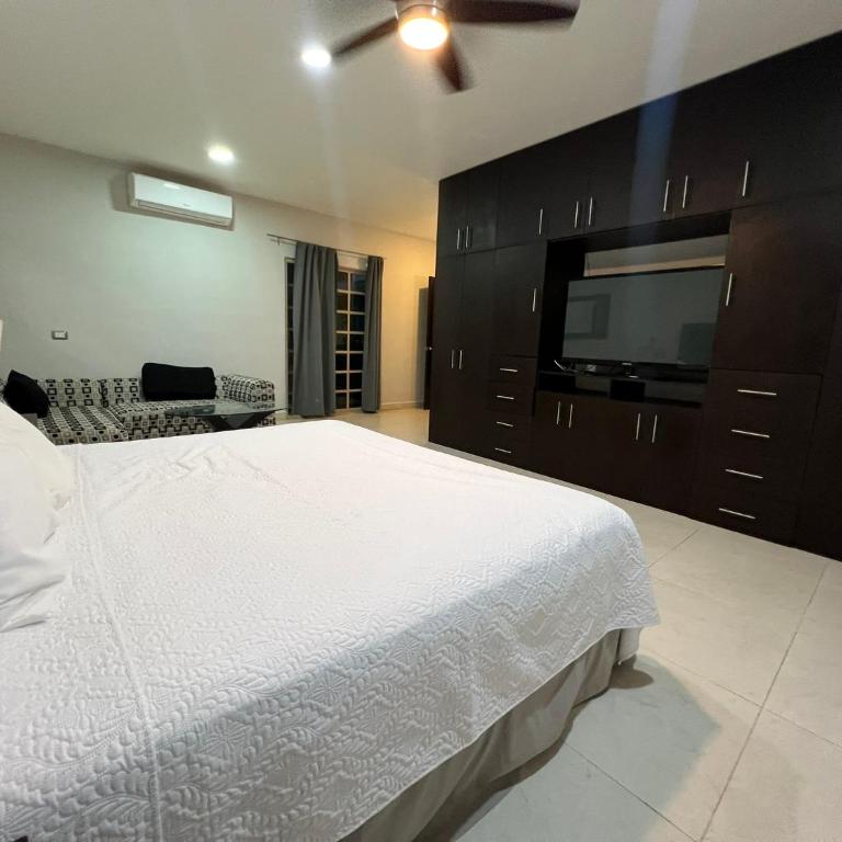 Villas Paraíso - Two-Bedroom Villa - 2