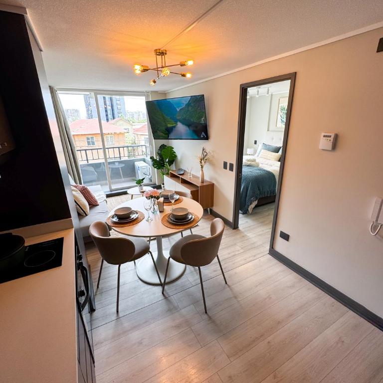 Depto moderno cerca del Estadio Nacional con Check in digital y Parking - Two-Bedroom Apartment - 2