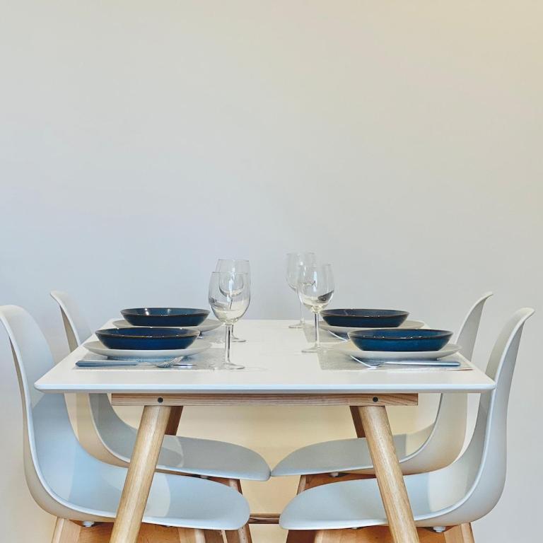 Charmant T3 lumineux Cité du Design - Two-Bedroom Apartment - 17