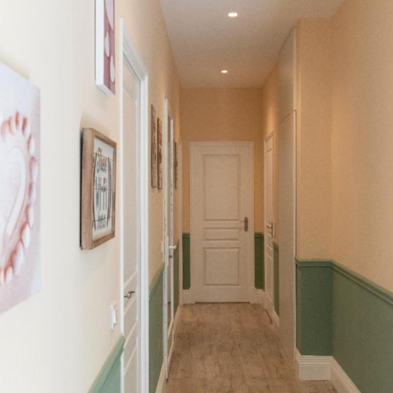 Cannes St Nicolas - 3P au calme - 13 min Palais & Plages - Patio privé - Appartement 2 Chambres - 16
