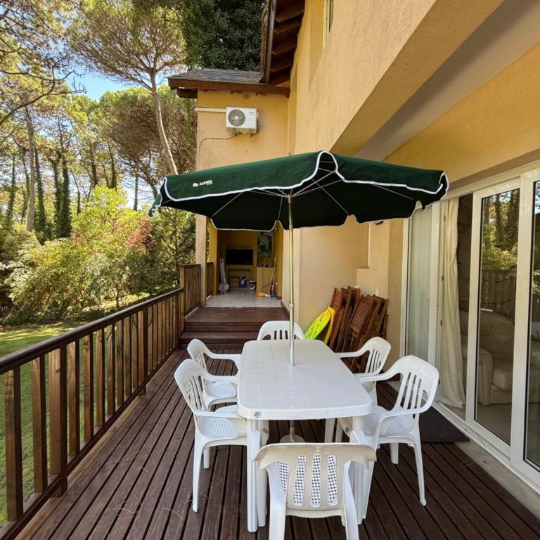 Casa con pileta en el Bosque de Cariló - Ideal Familias - Casa de 3 dormitorios - 15