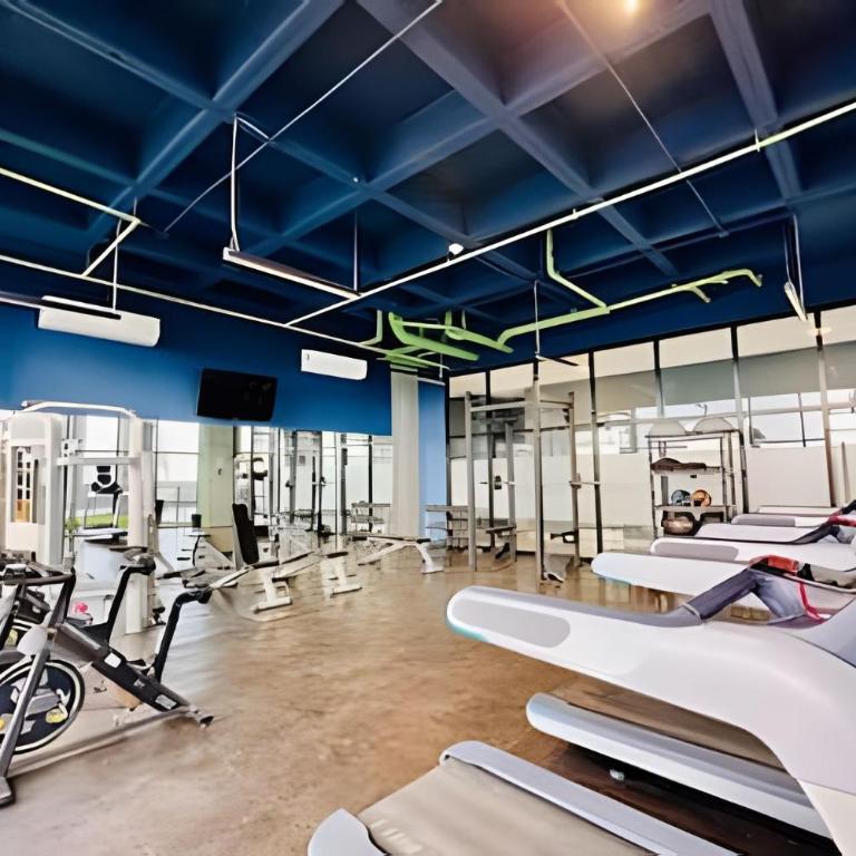 Centrico alojamiento para grupos/10px/wifi/parking - Family Room with Balcony - 13