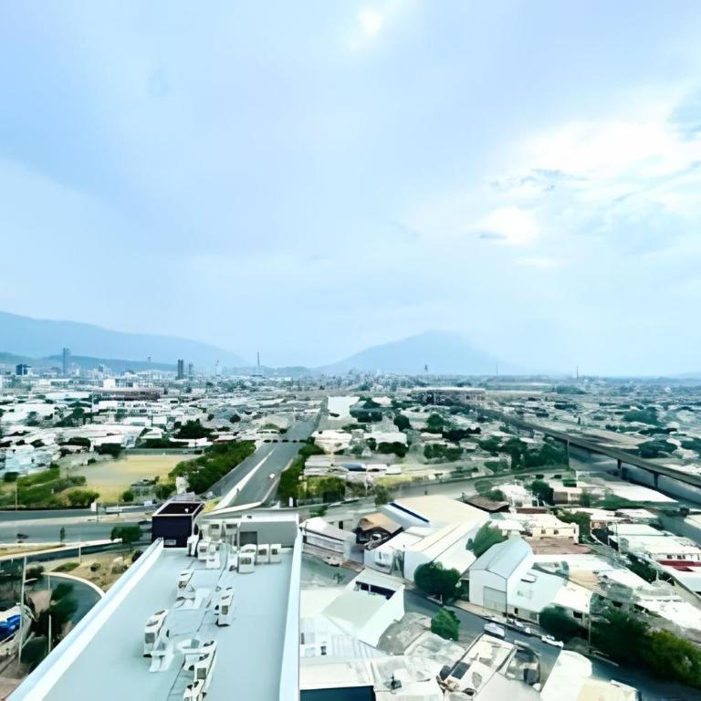 Centrico alojamiento para grupos/10px/wifi/parking - Family Room with Balcony - 21