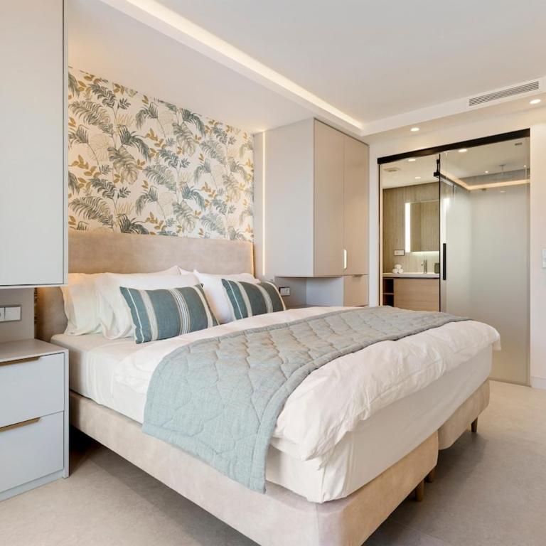 Modern Beachfront 2-Bedroom Apartment - Apartamento de 2 dormitorios - 17