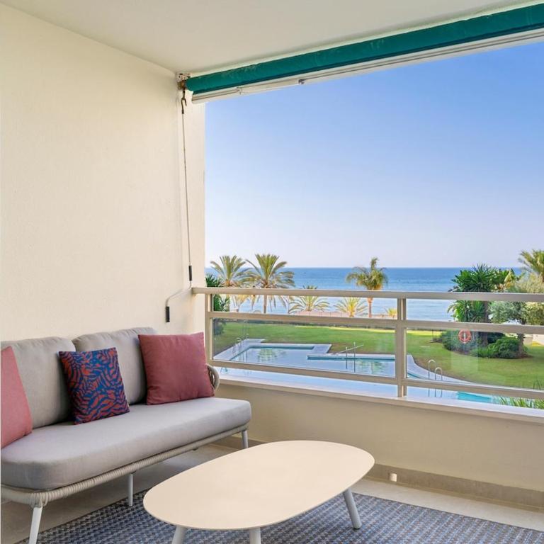 Modern Beachfront 2-Bedroom Apartment - Apartamento de 2 dormitorios - 18