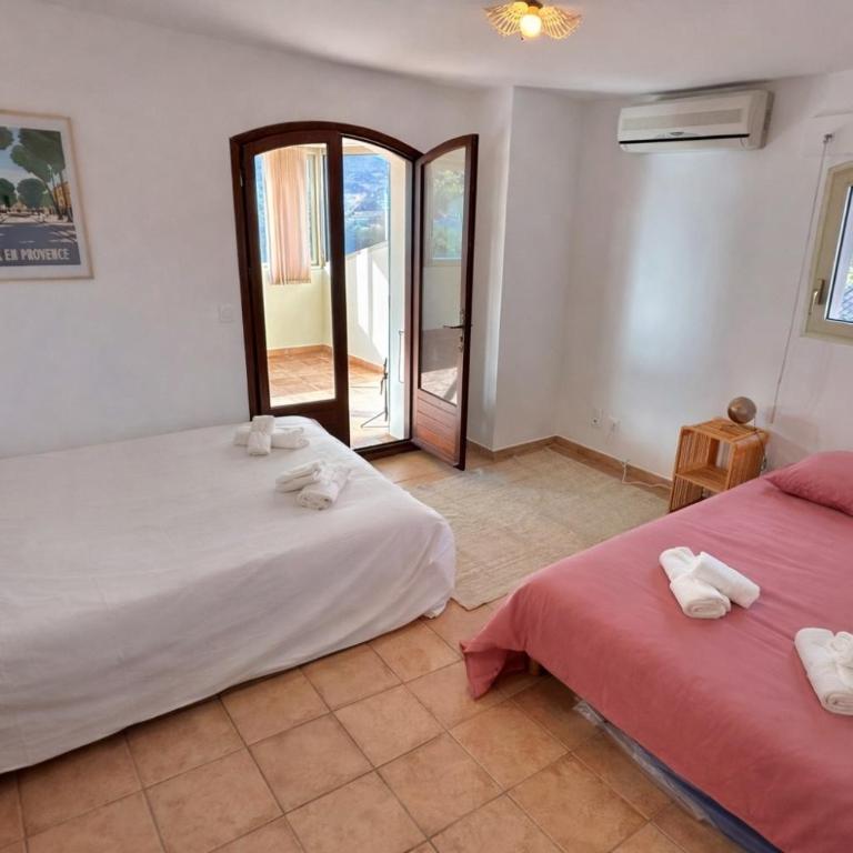 Villa Le Sud - Piscine - Vue dégagée et aperçu mer - Villa - 18