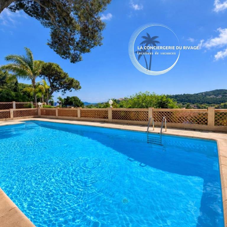Villa Le Sud - Piscine - Vue dégagée et aperçu mer - Villa - 1