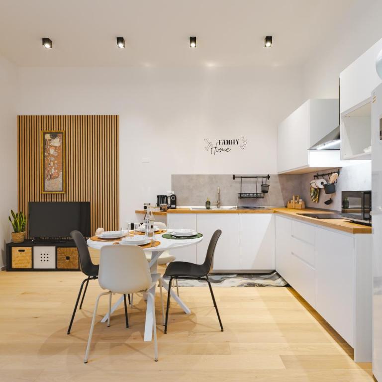 Family Home I BB Apartments Trieste - Appartamento con 1 Camera da Letto - 3