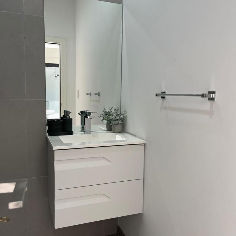 Casa Granadero Baigorria - Two-Bedroom Apartment - 17