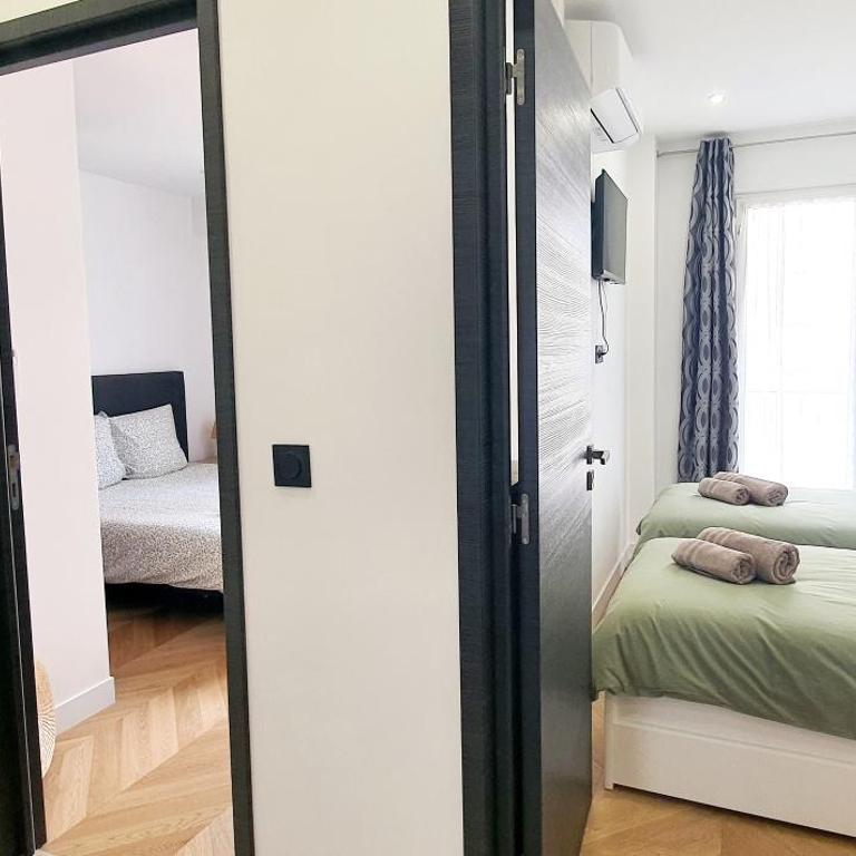 Beautiful apartment 2 bedroom with a view - Two-Bedroom Apartment - 32