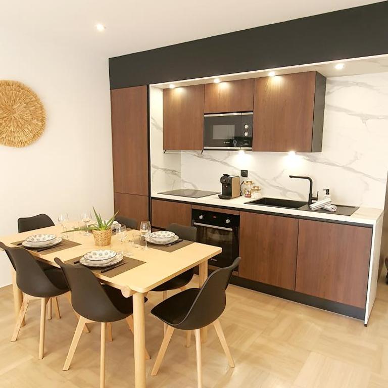 Beautiful apartment 2 bedroom with a view - Two-Bedroom Apartment - 10