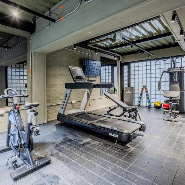 NOK Elegant 3BR Stay with Balcony at Bogota - Apartment - 14