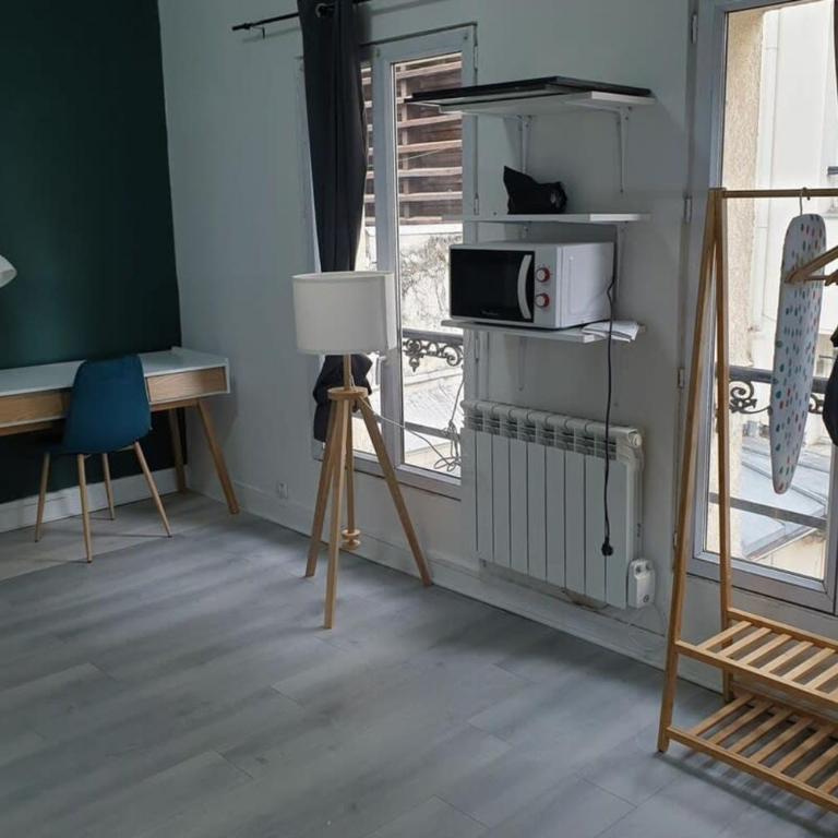 Charmant studio à Paris 13ᵉ proche métro - Appartement - 13