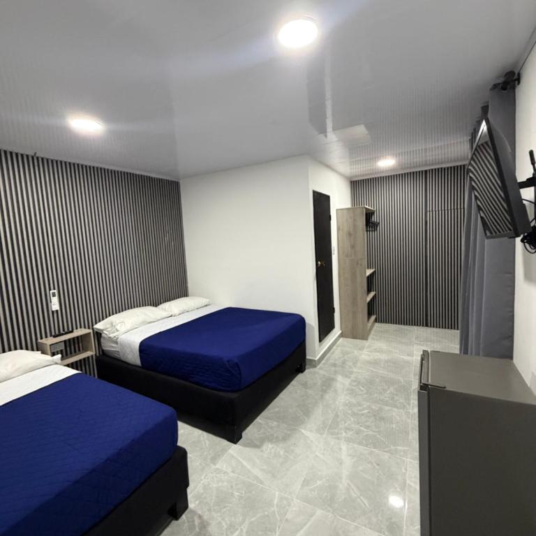 Bless Hotel - Quadruple Room - 2