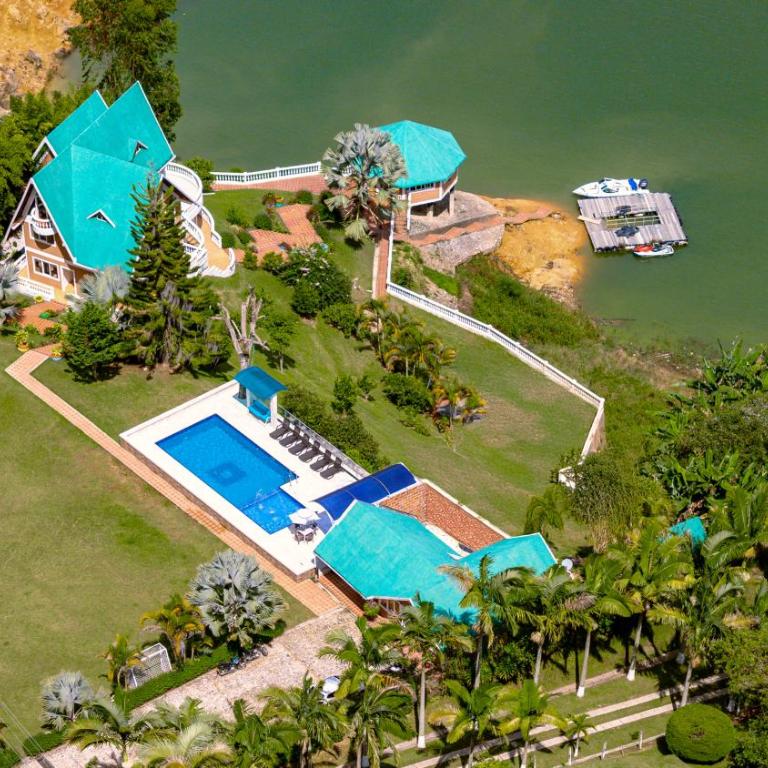 Villa frente al embalse - Villa - 27