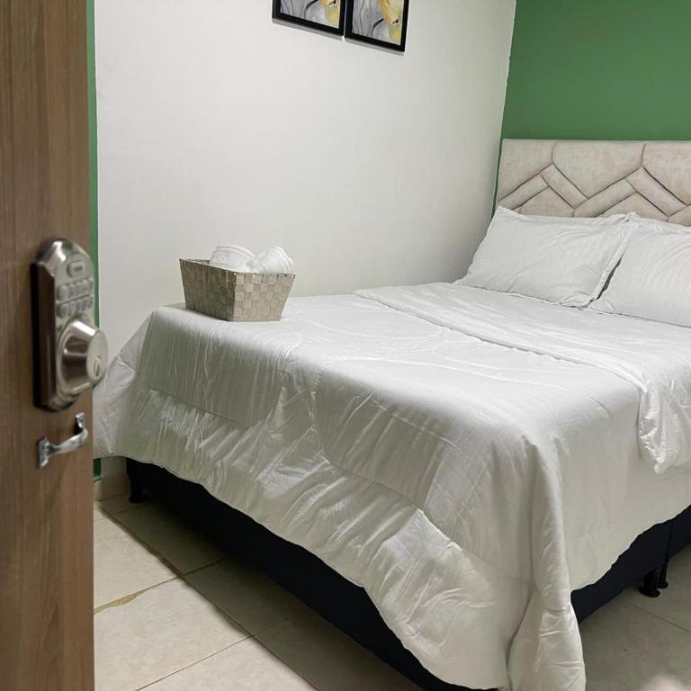 Olivo House Casa Hotel - Double Room with Private Bathroom - 8