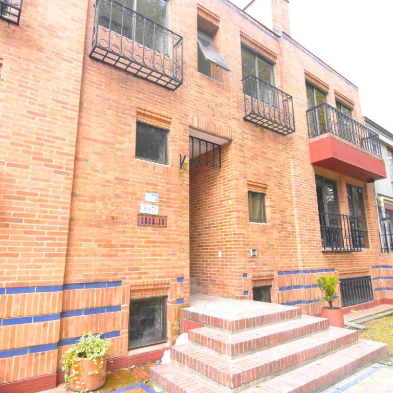 Penthouse Jacuzzi Usaquén 7 Min 93 Park Chico - Apartment - 3