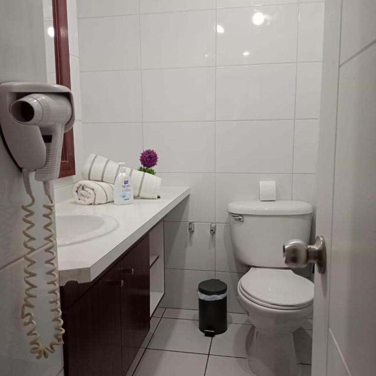 Isabella suites - One-Bedroom Apartment - 7
