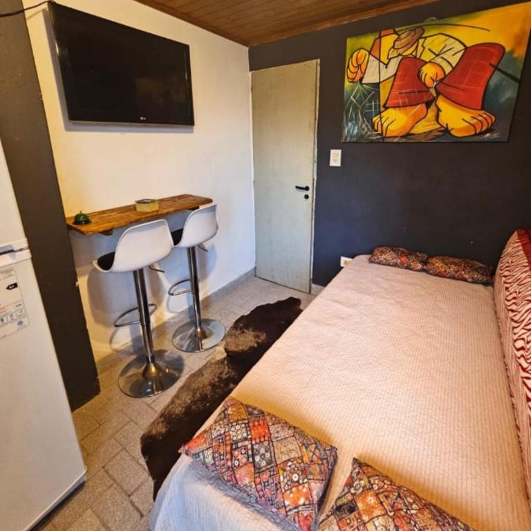 Departamento cómodo y renovado a pocas cuadras del parque mitre! - One-Bedroom Apartment - 11