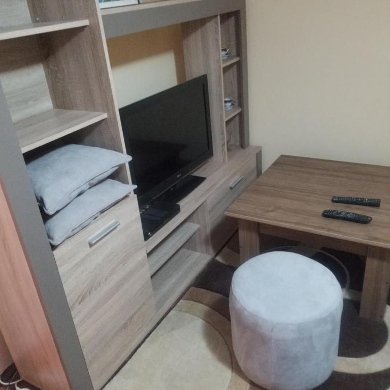 Prenociste LUX - One-Bedroom Apartment - 3