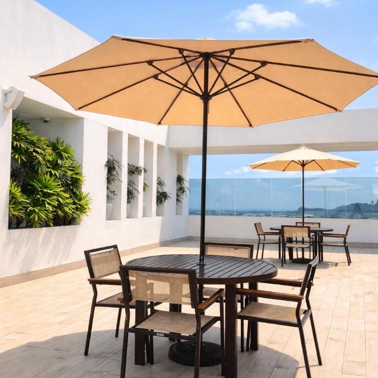 Zen Living Sky Suite - One-Bedroom Apartment - 17