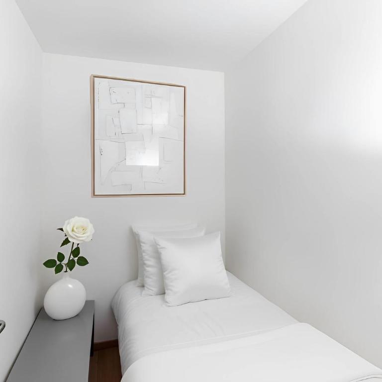 Eiffel Tower - Spacious 4BR - Sleeps 8 - Appartement 4 Chambres avec Balcon - 28