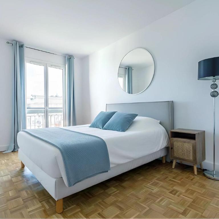 Eiffel View - Spacious 3BR - Sleeps 9 - Terrace - Appartement 3 Chambres Supérieur - 14