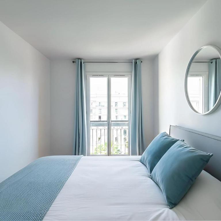 Eiffel View - Spacious 3BR - Sleeps 9 - Terrace - Appartement 3 Chambres Supérieur - 16