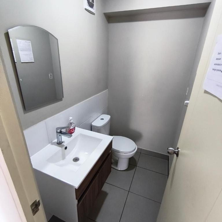 Vacaciones en lima dpt de 3 habitaciones ideal para grupos grandes hasta 12 personas - Suite Familiar Deluxe - 12
