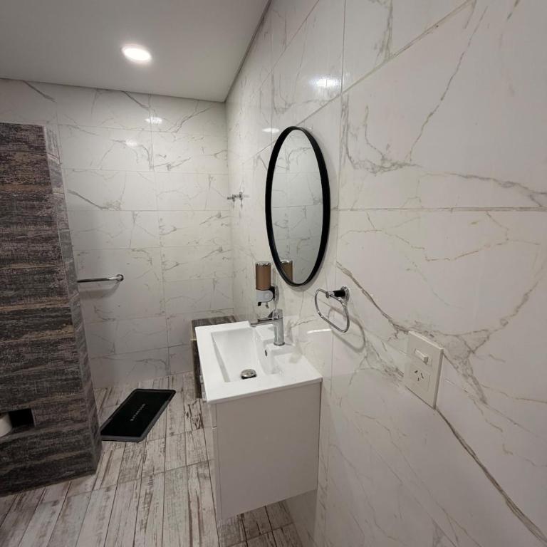 Departamentos Austral - Estudio Familiar - 10