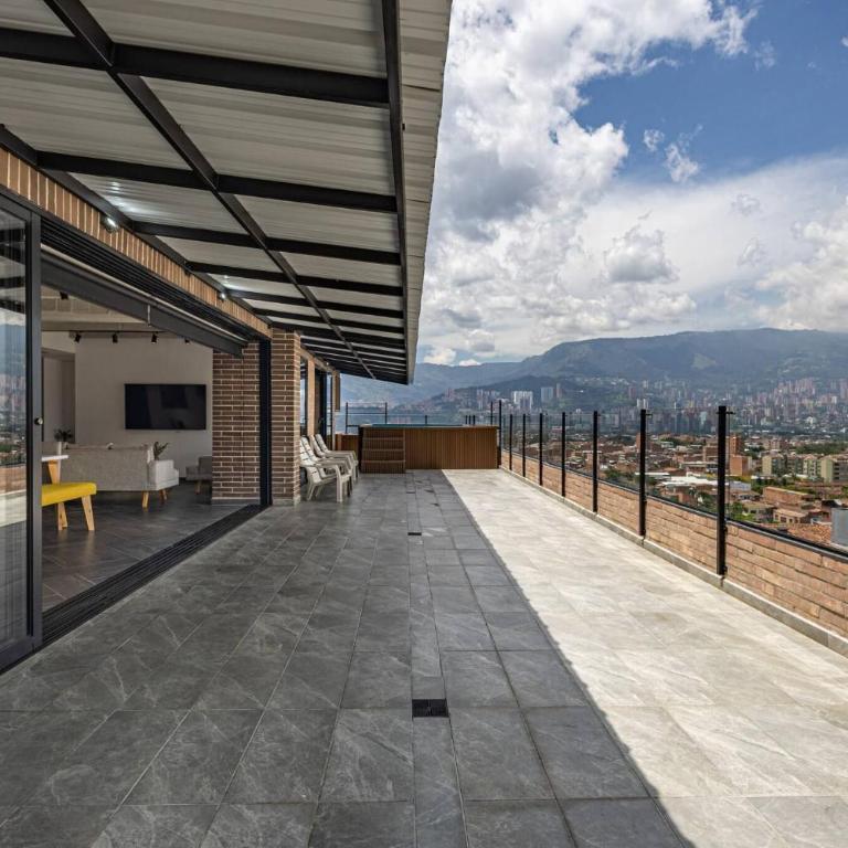 Grandioso Penthouse con vista Panoramica y Jacuzzi - Apartamento - 26