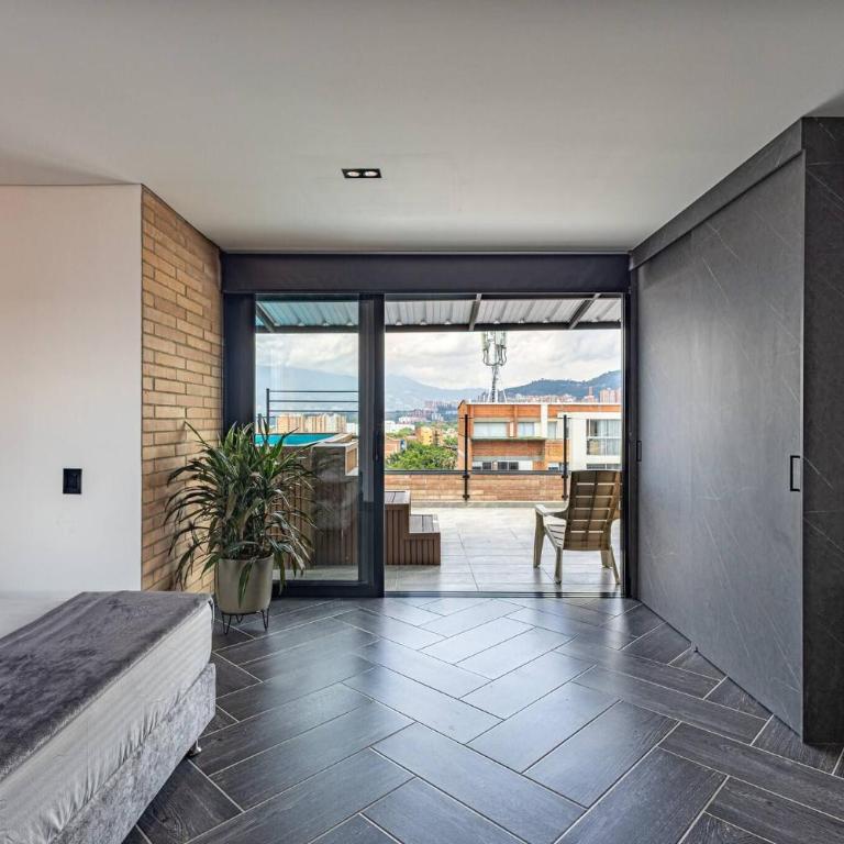 Grandioso Penthouse con vista Panoramica y Jacuzzi - Apartamento - 32