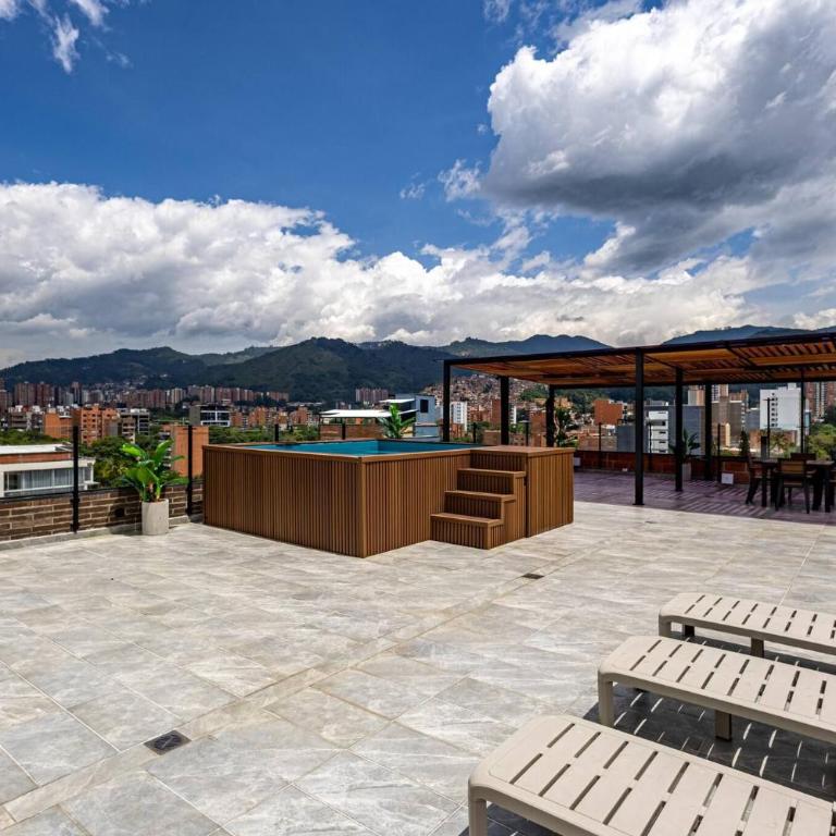 Grandioso Penthouse con vista Panoramica y Jacuzzi - Apartamento - 53