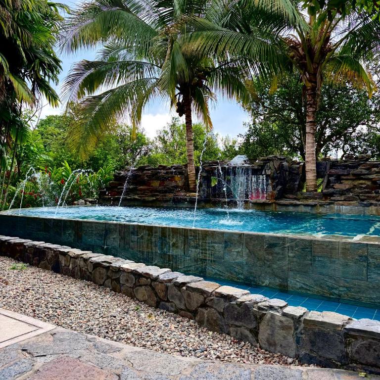 Villa de lujo con piscina de ensueño - Villa - 25