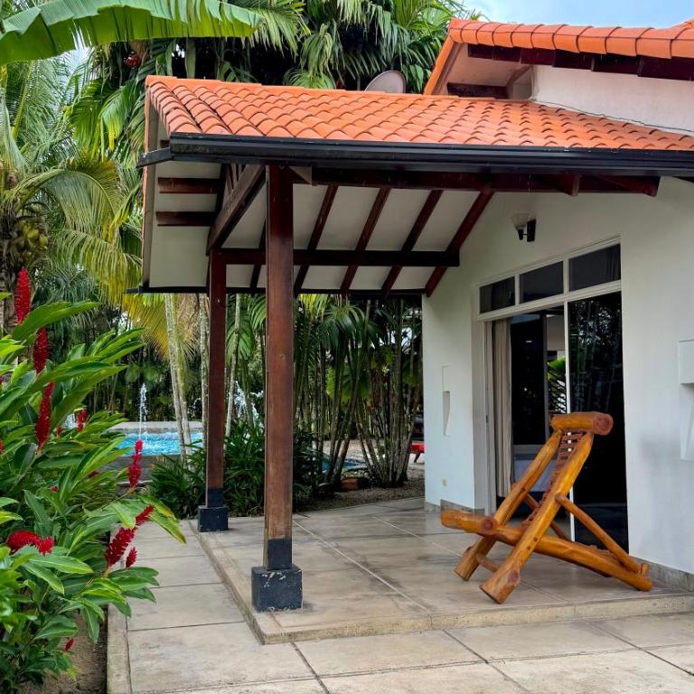 Villa de lujo con piscina de ensueño - Villa - 2
