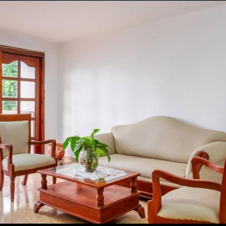 Cynthia Rooms Kawica Bocagrande Beach Cartagena - Three-Bedroom Premium Apartment with Balcony - 16