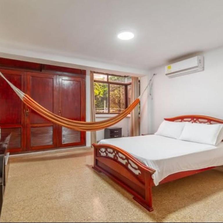 Cynthia Rooms Kawica Bocagrande Beach Cartagena - Three-Bedroom Premium Apartment with Balcony - 5