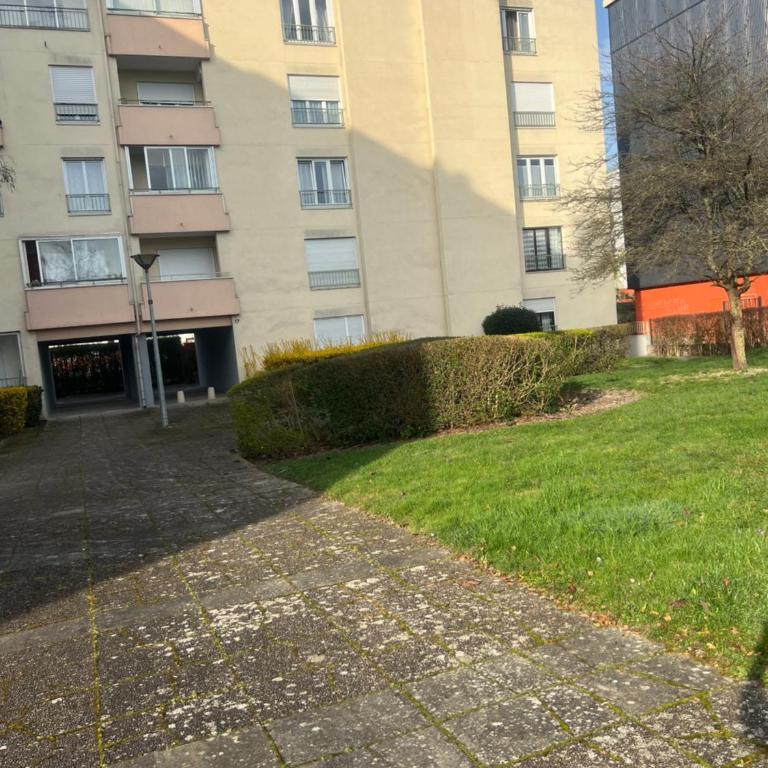 Appartement calme et cosy tout équipé - Apartment mit 1 Schlafzimmer - 52