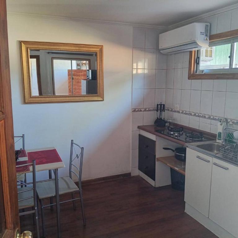 Carlos cortez - One-Bedroom Apartment - 4